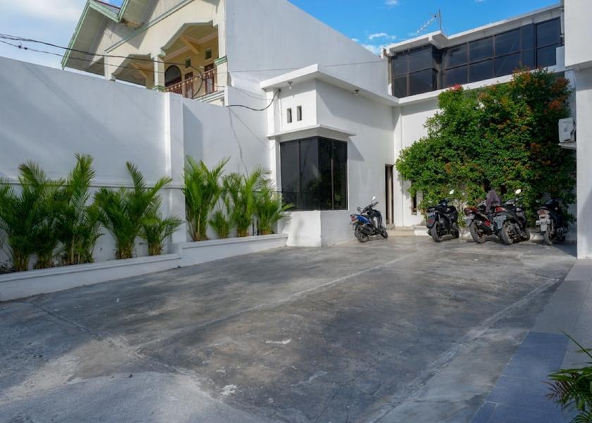  Palu Exterior Detail