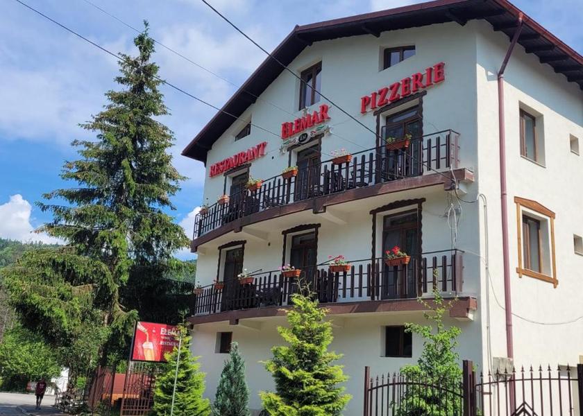 Prahova County Azuga Exterior view