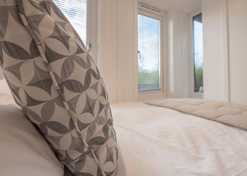 Virginia Woodbridge Interior Entrance