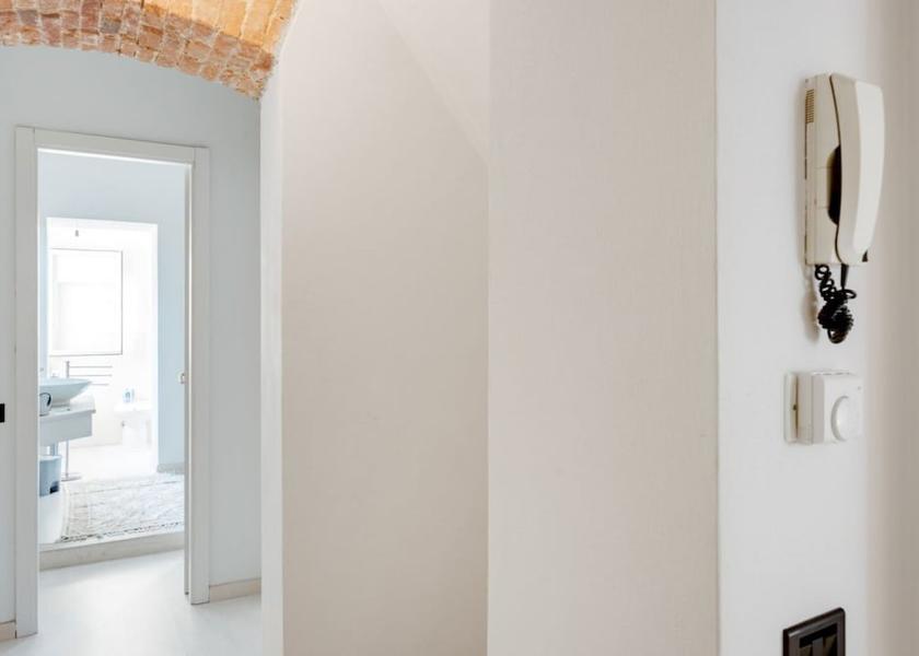 Liguria Sarzana Interior Entrance