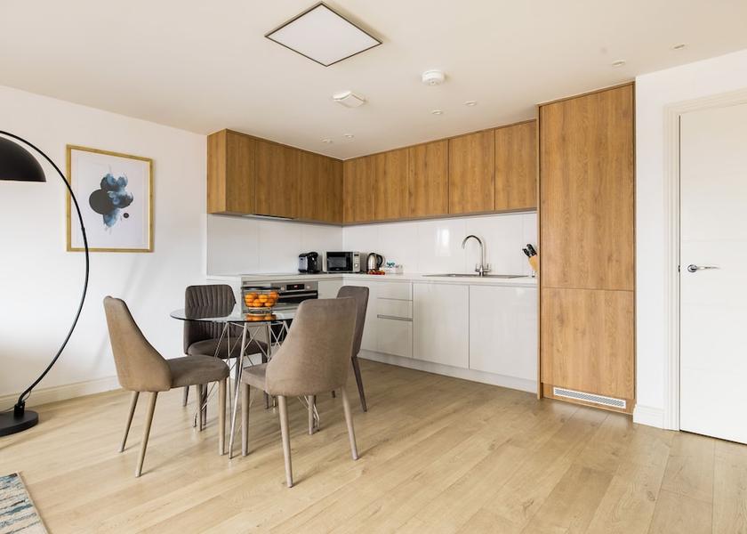 England Staines Kitchen