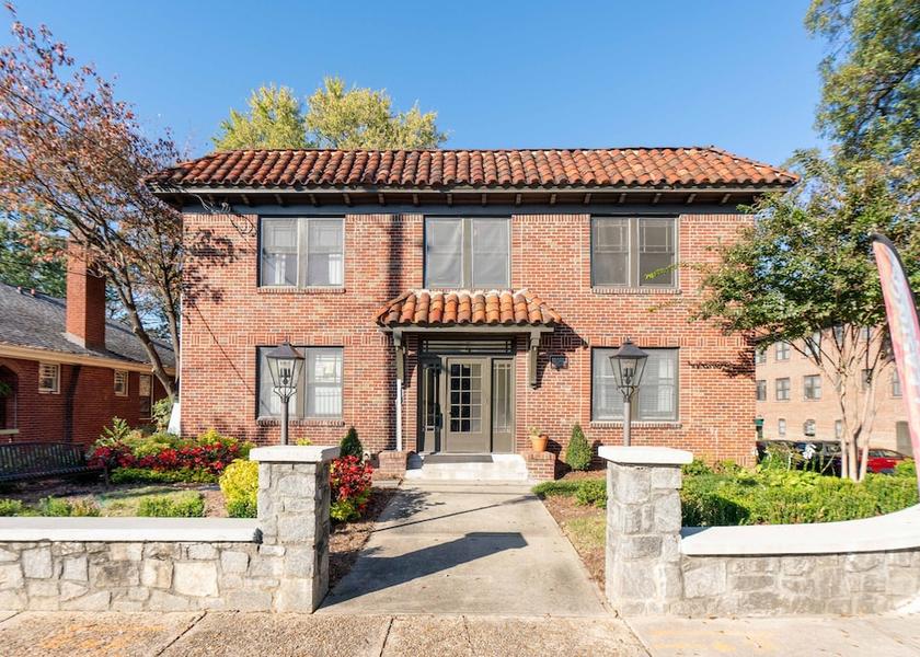 Georgia Atlanta Exterior Detail