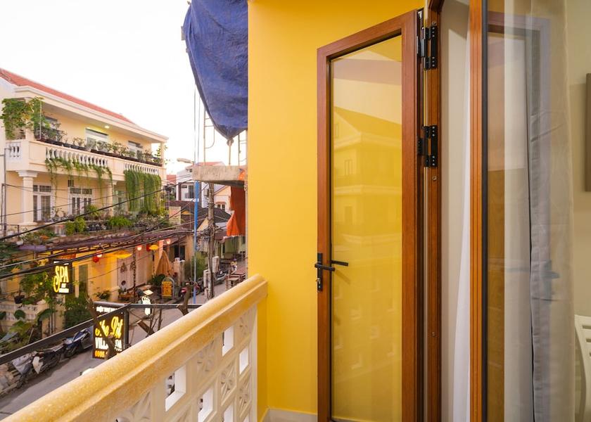 Thua Thien-Hue Da Nang Balcony