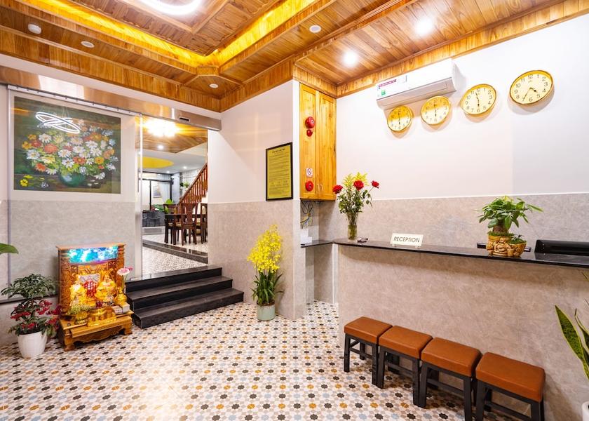 Thua Thien-Hue Da Nang Lobby