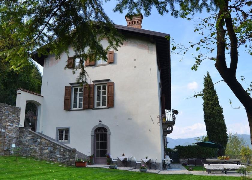 Lombardy Bergamo Exterior Detail