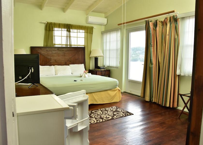  Castries Room