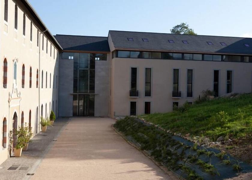 Occitanie Saint-Lizier Facade