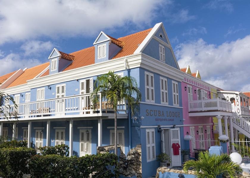  Willemstad Check-in/check-out kiosk