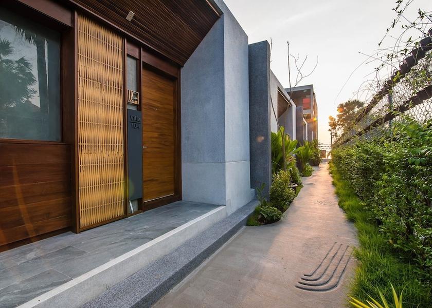 Phetchaburi Province Cha-am Exterior