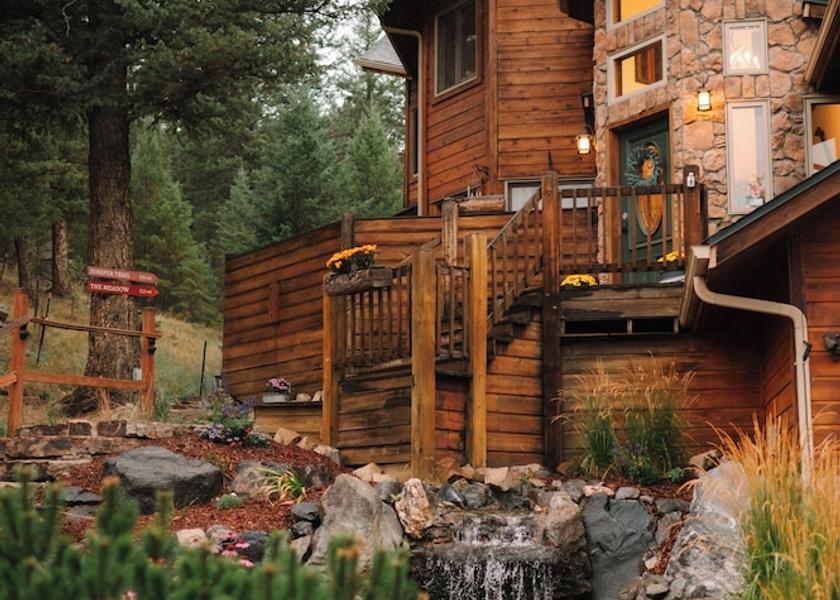 Colorado Evergreen Front of property