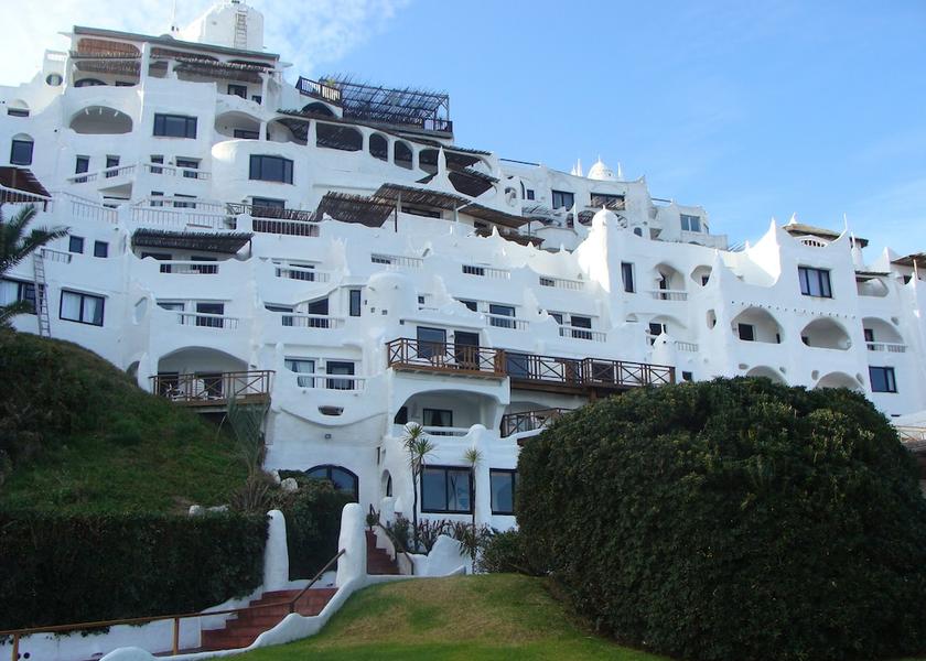 Maldonado Punta Ballena Facade