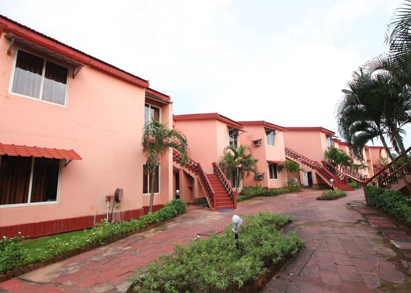 Goa Cavelossim Hotel Exterior