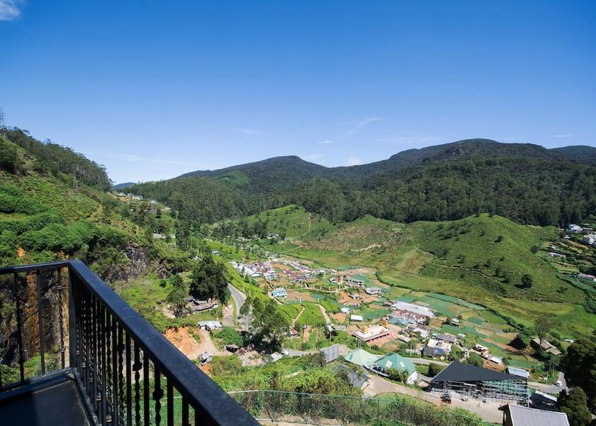Central Province Nuwara Eliya Mountain view