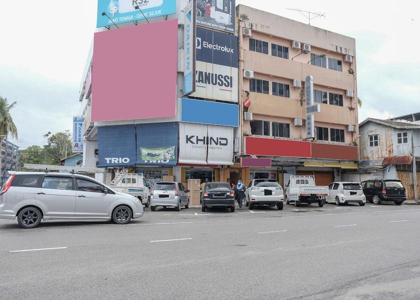 Pahang Chukai Facade