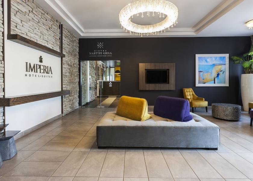 Quebec Terrebonne Lobby