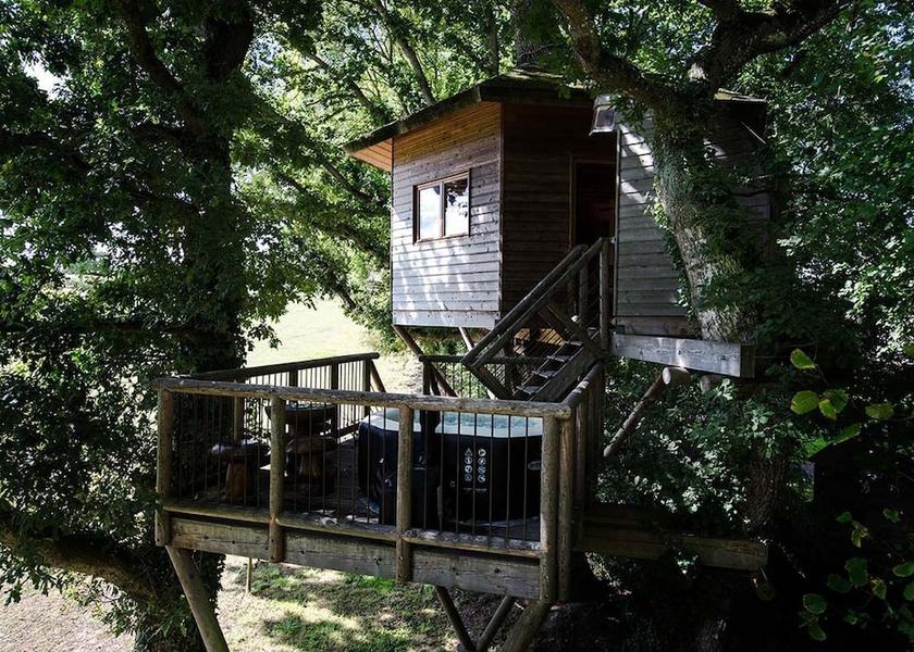 Brittany Lanvallay Room