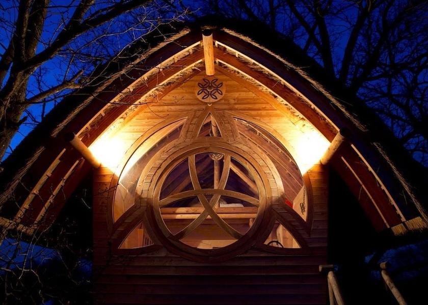 Brittany Lanvallay Room