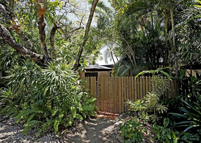 Queensland Palm Cove Entrance