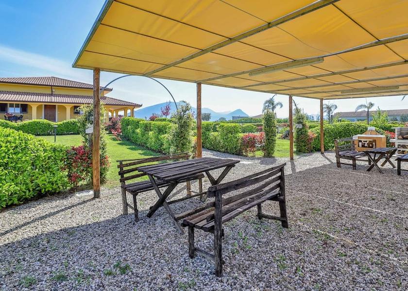 Campania Capaccio-Paestum Gazebo