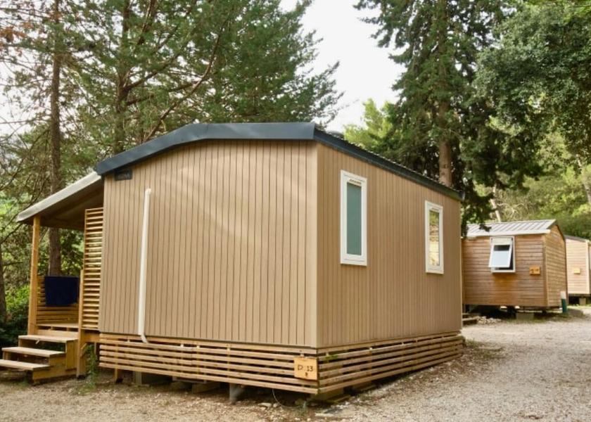 Provence - Alpes - Cote d'Azur Orgon Facade