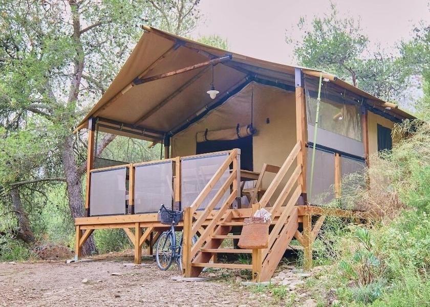 Provence - Alpes - Cote d'Azur Orgon Facade