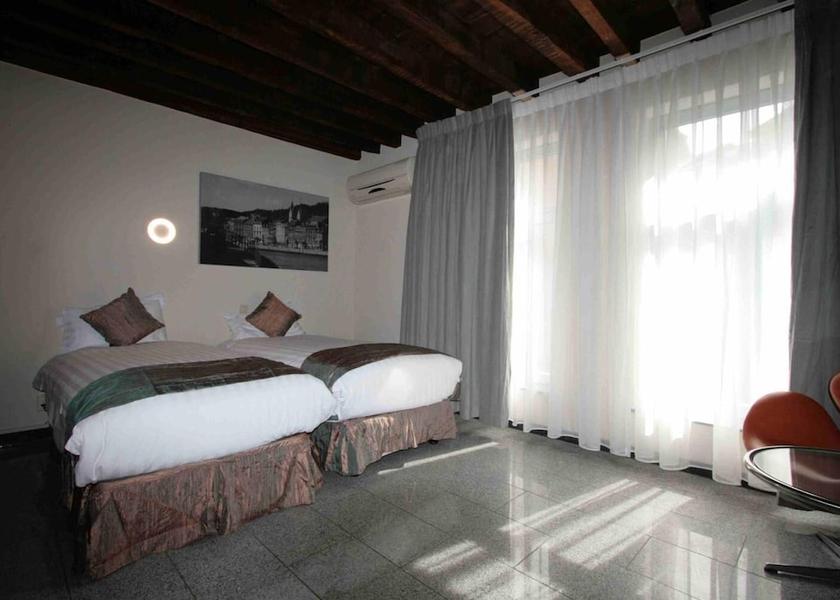 Walloon Region Liege Room