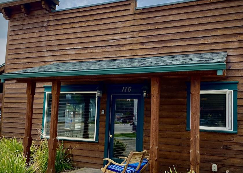 Montana Darby Facade