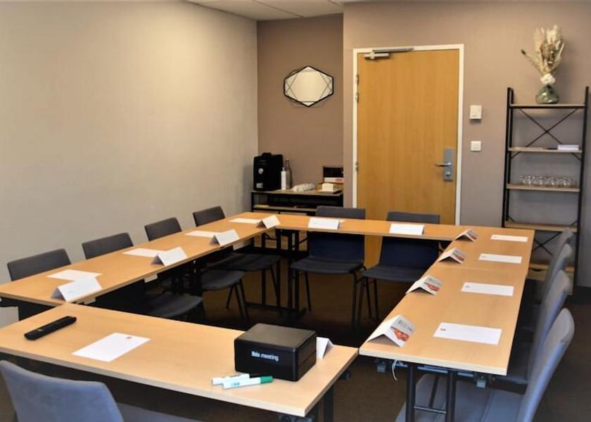 Auvergne-Rhone-Alpes Chaponnay Business Centre