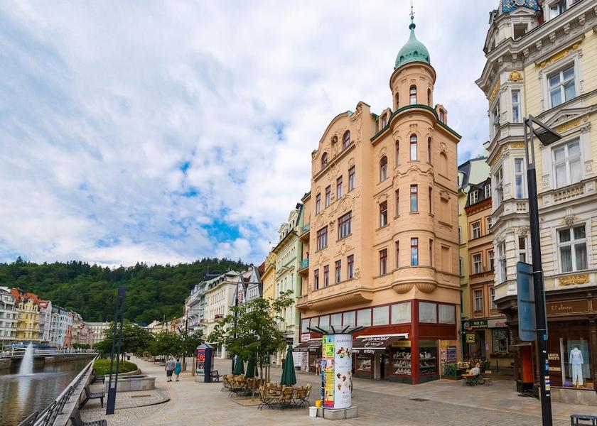 Karlovy Vary (region) Karlovy Vary Facade