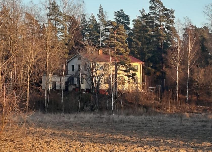  Loviisa Exterior Detail