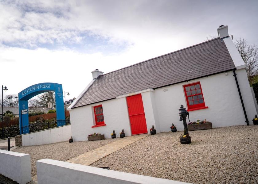Donegal (county) Ballyliffin Facade