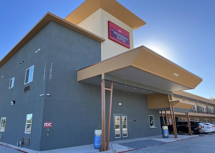 Texas Sugar Land Exterior Detail