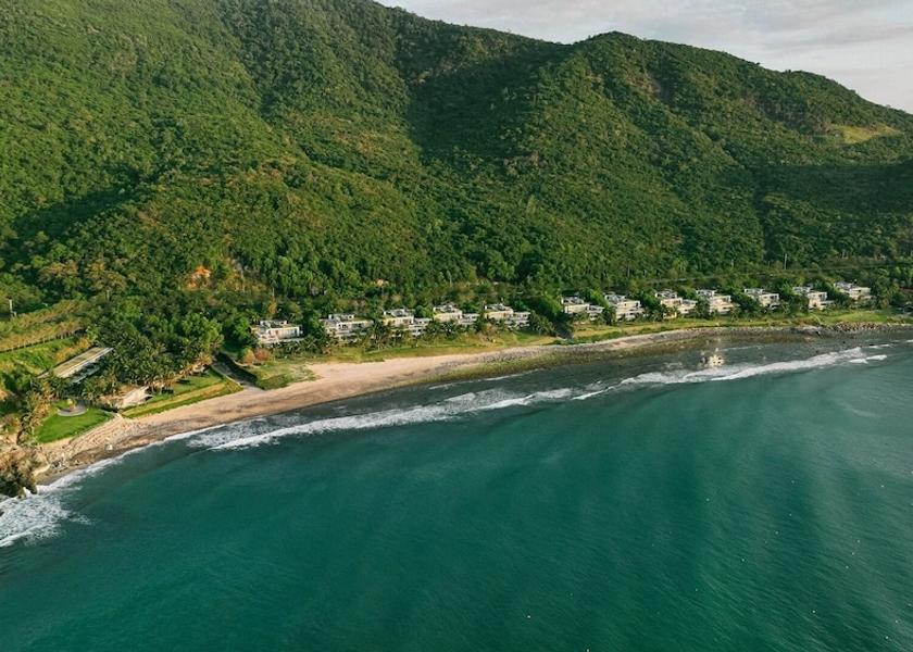 Khanh Hoa Cam Lam Interior Entrance