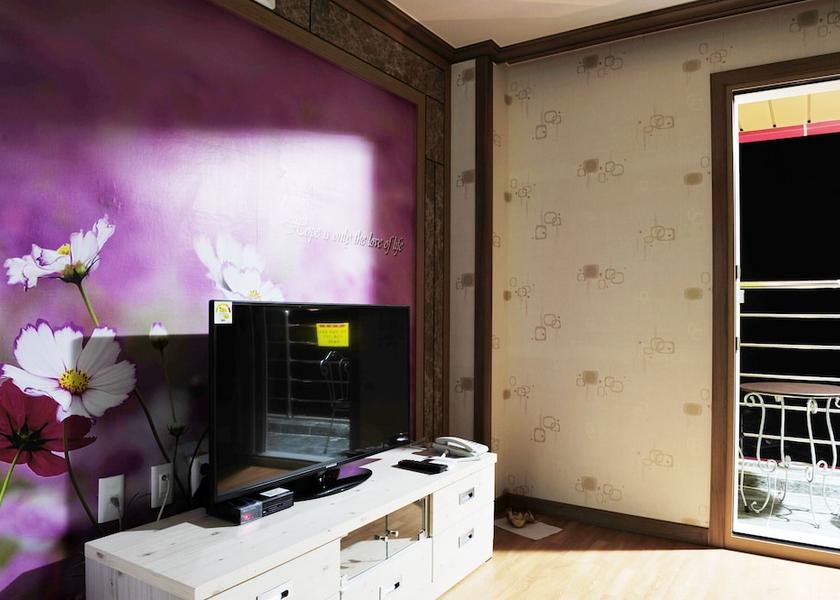 Jeonbuk Buan Room