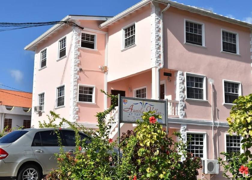  Castries Entrance