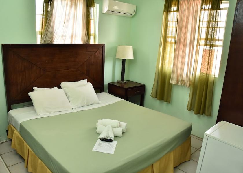  Castries Room