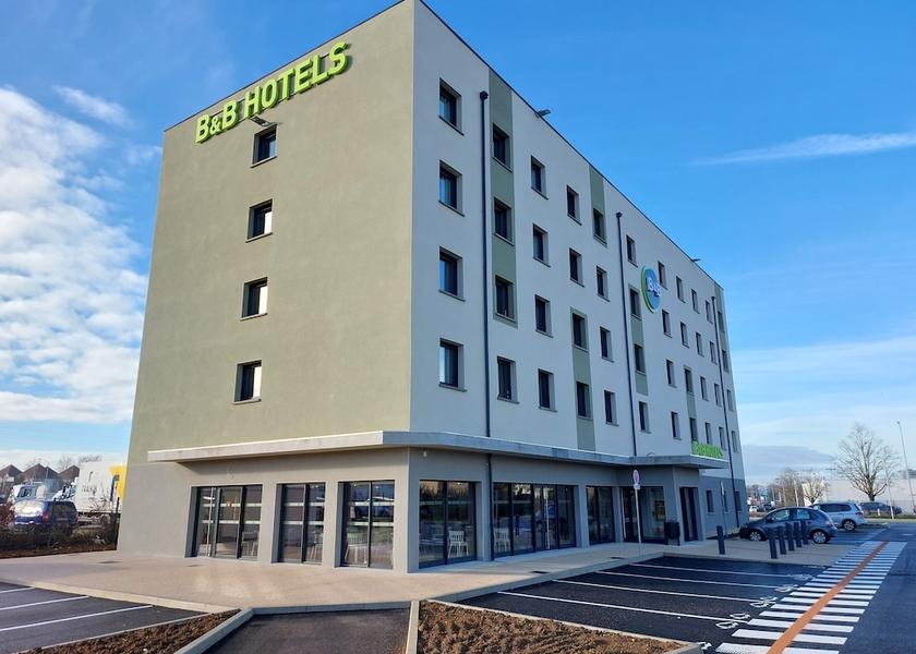 Auvergne-Rhone-Alpes Viriat Facade