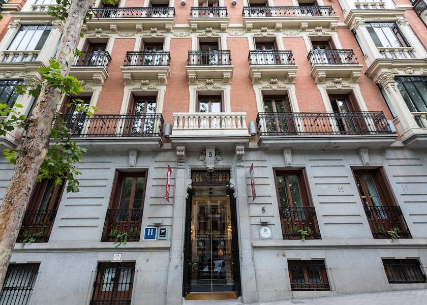 Community of Madrid Madrid Facade