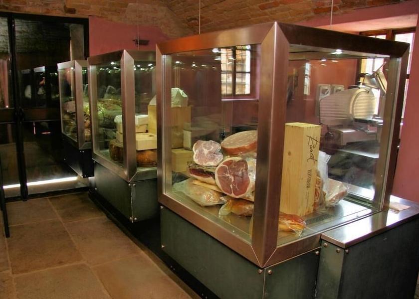 Piedmont Monforte d'Alba Restaurant