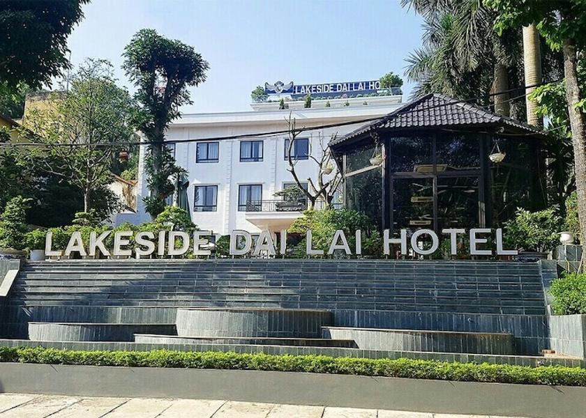 Phu Tho Province Phuc Yen Front of property