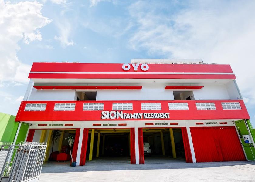 Central Java Purwodadi Facade
