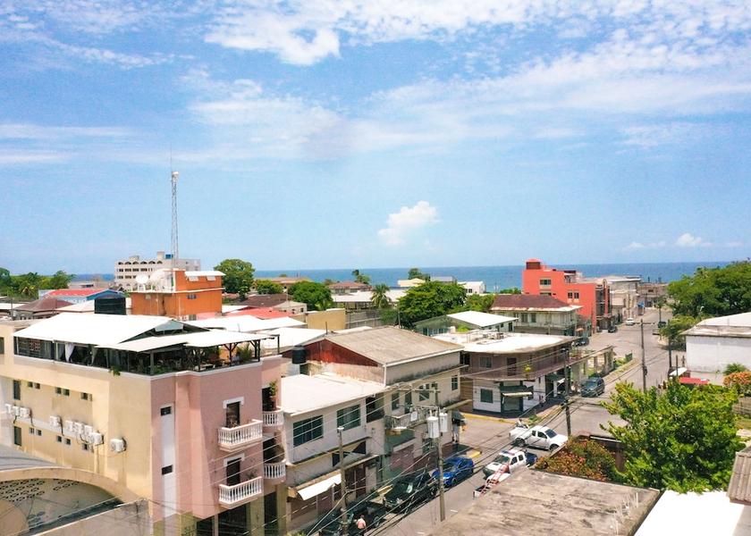 Atlantida La Ceiba Exterior Detail