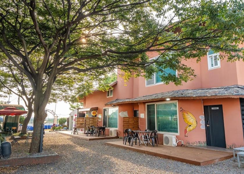 Gyeonggi Ansan Exterior Detail