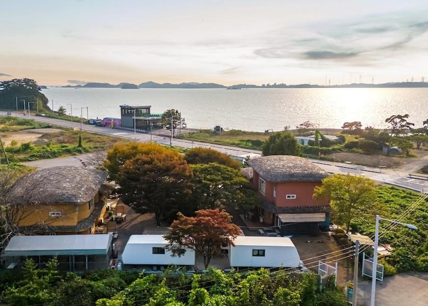 Gyeonggi Ansan Exterior Detail