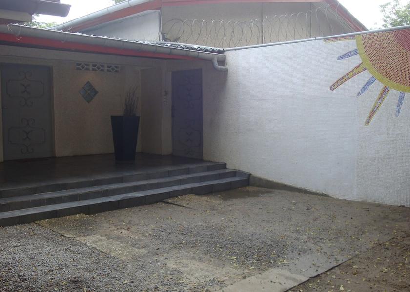 Abidjan Abidjan Front of property