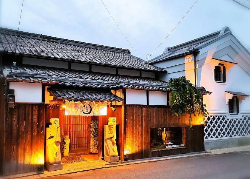 Ehime (prefecture) Matsuyama Facade