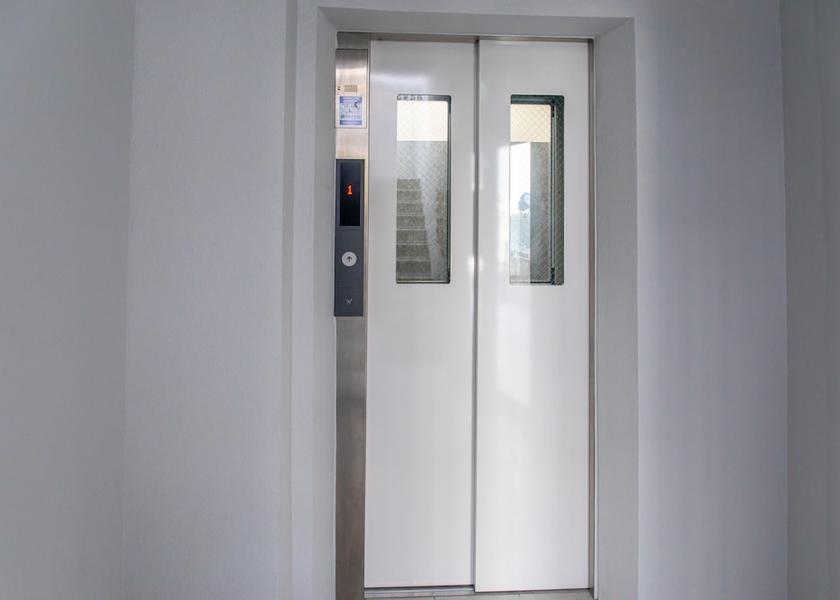 Okinawa (prefecture) Naha Interior Entrance