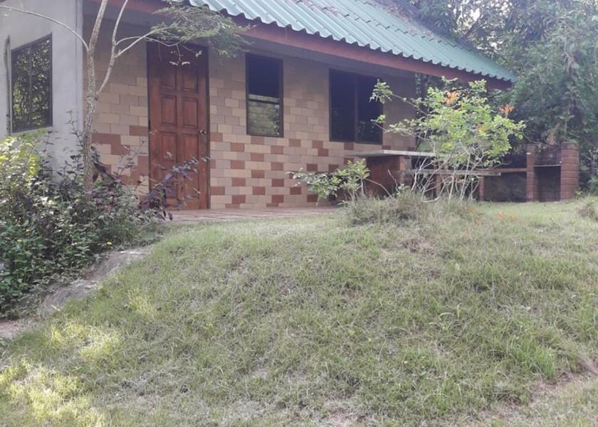 Ratchaburi Suan Phueng Terrace
