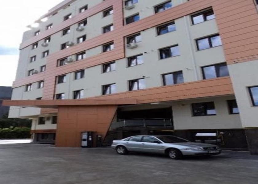  Iasi Exterior Detail