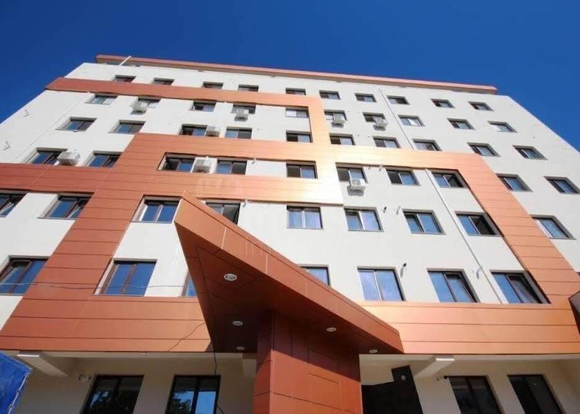  Iasi Exterior Detail